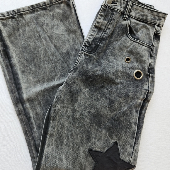 Hot Topic Denim - Hot Topic Black Star Grommet Wide Leg Denim Pants Jeans Grunge Goth Punk Size 7